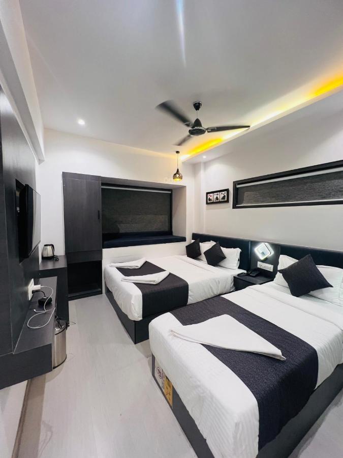Hotel Larmont Luxury Mumbai Exterior photo